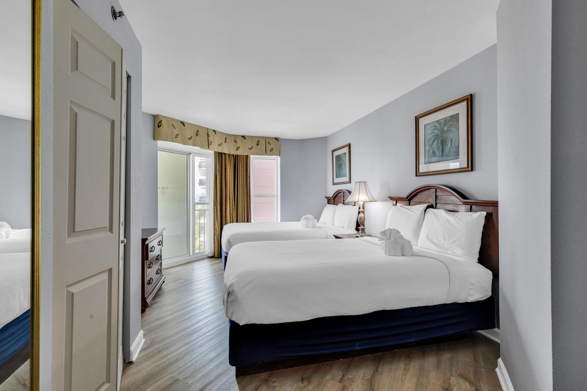 Stunning Condo With Wall-To-Wall Windows Overlooking Ocean 미를 비치 외부 사진